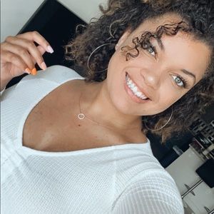 Meet your Posher, Brandi